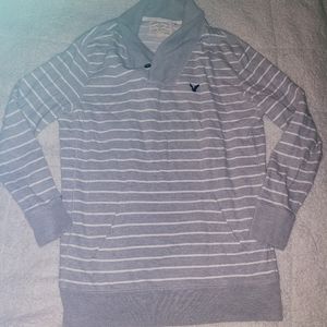 American eagle large pullover READ